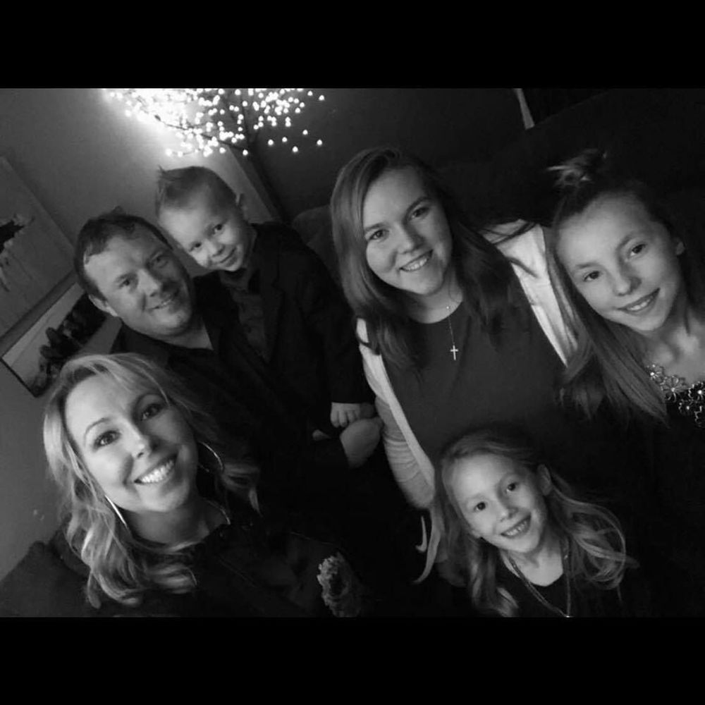 Meet your Posher, Joni